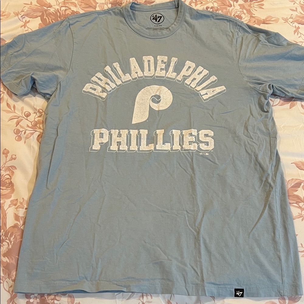 Phillies Light Blue T-Shirt size small